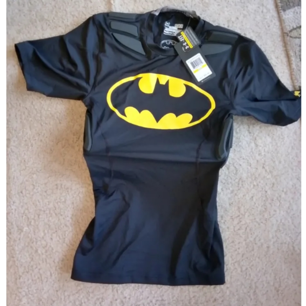 🆕Under Armour Compression Padded Batman Altar Ego Football Shirt Size Small